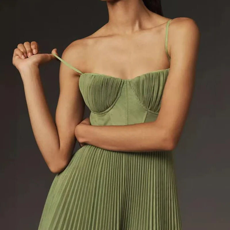 Dália Kleid
